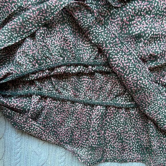 Free Press Clothing Long Sleeve Peplum Feminine Top Blouse with Bertha Collar - Picture 4 of 13